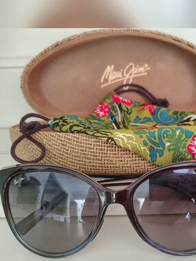 Maui Jim Olu'Olu Cat Eye Sunglasses Polarized Brown/Blue with Neutral Gray Lens